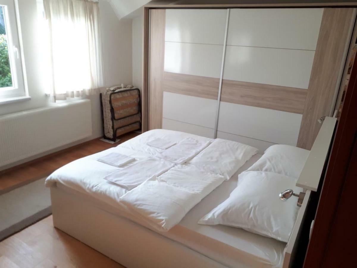 Our Way S Apartment With Airco And Own Garage Сараево Екстериор снимка